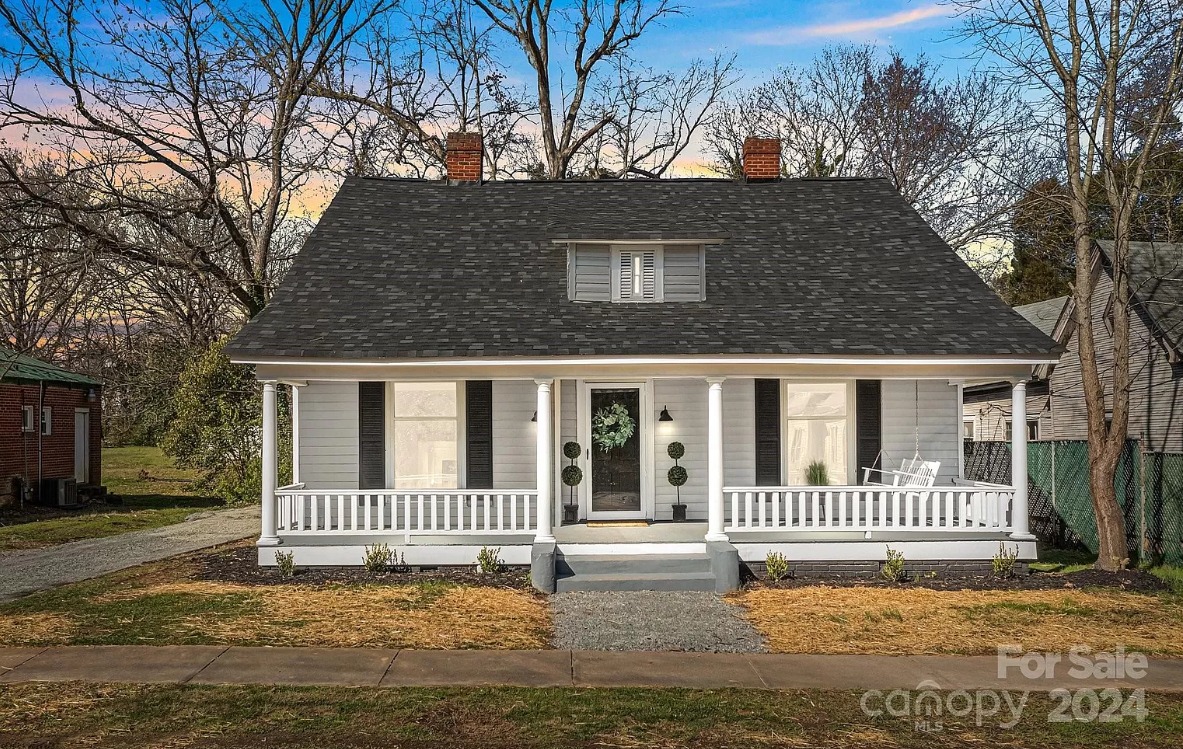 Stunning 1940 House in Spencer, North Carolina