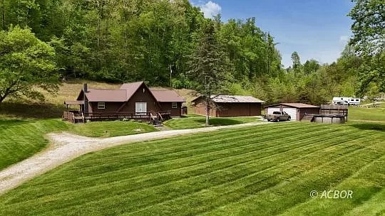 Picturesque Residence in Ironton, Ohio